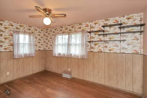 Bedroom - 33 Jan Ave, Kankakee, IL 60901 photo 3 of 5