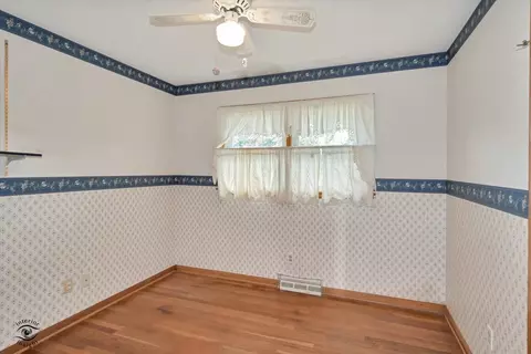 Bedroom - 33 Jan Ave, Kankakee, IL 60901 photo 5 of 5