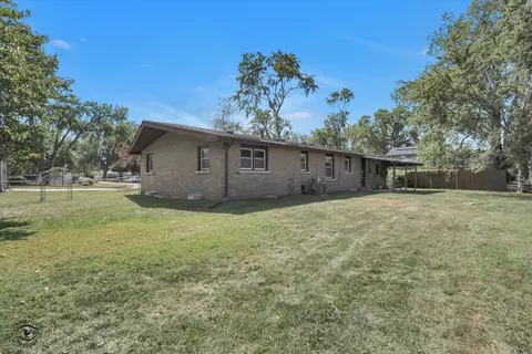 Exterior - 33 Jan Ave, Kankakee, IL 60901 photo 5 of 5