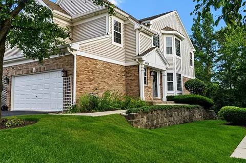 11030 W 72nd St, Indian Head Park, IL 60525