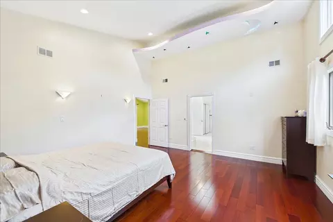 Bedroom - 3604 Meadow Ln, Glenview, IL 60025 photo 1 of 5