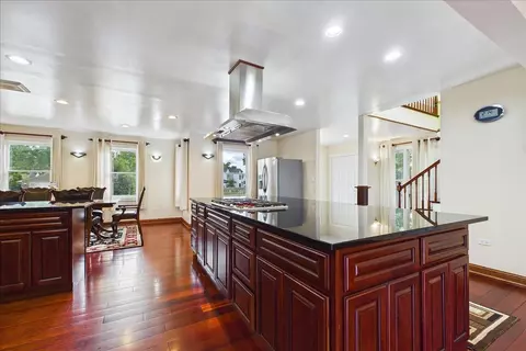 Kitchen - 3604 Meadow Ln, Glenview, IL 60025 photo 4 of 6
