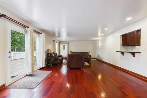 Living - 3604 Meadow Ln, Glenview, IL 60025 photo 1 of 3