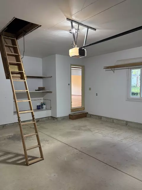 Other - Undisclosed, Mchenry, IL 60050 photo 1 of 10