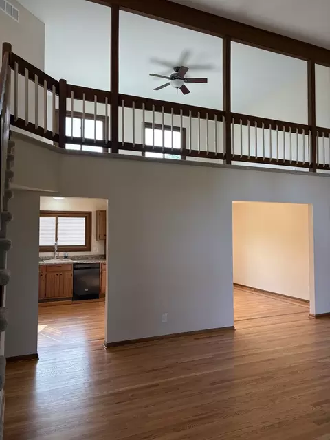 Living - Undisclosed, Mchenry, IL 60050 photo 2 of 8