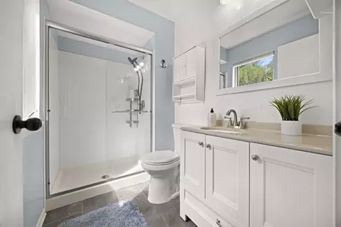 Bath - 328 Frontage Rd #1B, Willowbrook, IL 60527 photo 3 of 3