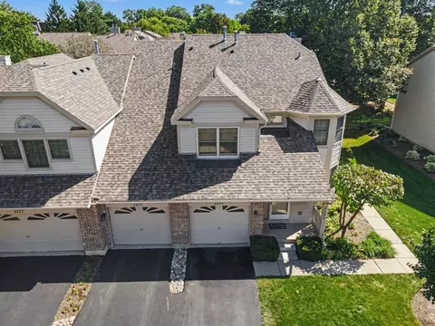 3255 N Daniels Ct, Arlington Heights, IL 60004
