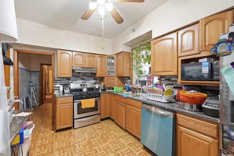 Kitchen - 6435 S Artesian Ave, Chicago, IL 60629 photo 2 of 3