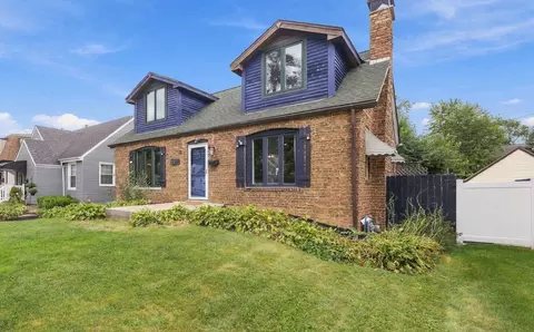 9427 S Saint Louis Ave, Evergreen Park, IL 60805