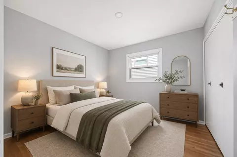 Bedroom - 441 N 4th Ave #B, Des Plaines, IL 60016 photo 8 of 8
