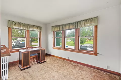 Living - 3446 Florence Ave, Steger, IL 60475 photo 4 of 4