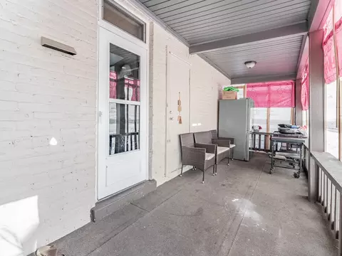 Exterior - 1333 Willow Ave, Des Plaines, IL 60016 photo 2 of 5