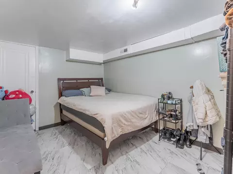Bedroom - 1333 Willow Ave, Des Plaines, IL 60016 photo 8 of 10