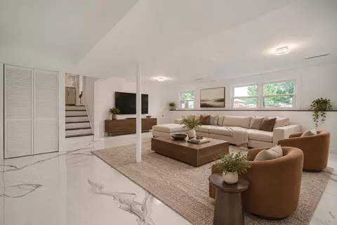 Living - 1321 Marcy Ln, Wheeling, IL 60090 photo 5 of 5