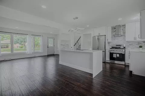 Other - 1321 Marcy Ln, Wheeling, IL 60090 photo 1 of 9