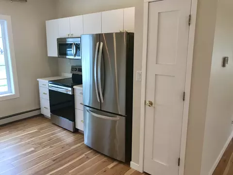 Kitchen - 401 Oak St, Cedar Point, IL 61316 photo 4 of 5