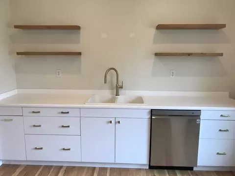 Kitchen - 401 Oak St, Cedar Point, IL 61316 photo 3 of 5