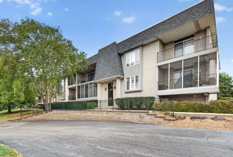 15751 S Ravinia Ave #2N, Orland Park, IL 60462
