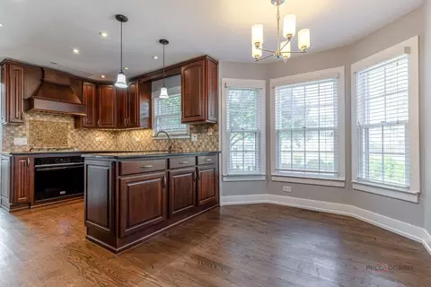 Kitchen - 984 Georgian Pl, Bartlett, IL 60103 photo 1 of 4