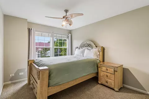 Bedroom - 1 Waterfront Ct, Algonquin, IL 60102 photo 3 of 6