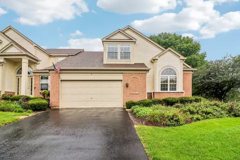 1 Waterfront Ct, Algonquin, IL 60102