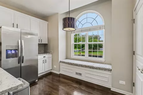 Kitchen - 1 Waterfront Ct, Algonquin, IL 60102 photo 5 of 5