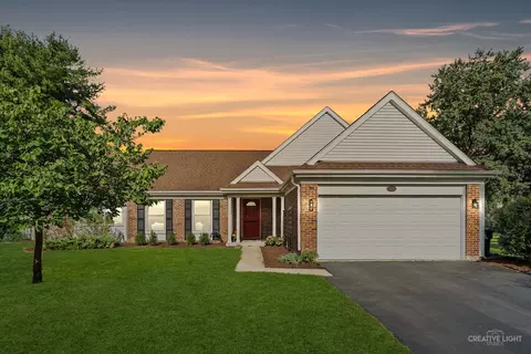 Exterior - 311 Devlin Ct, Naperville, IL 60565 photo 2 of 7
