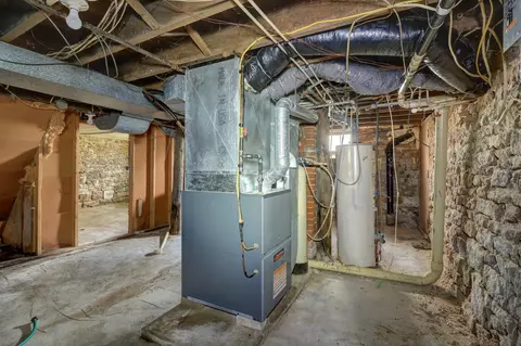 Entry Way - 512 E 3rd St, Rock Falls, IL 61071 photo 1 of 1