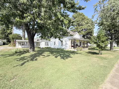 Other - 1300 Grant St, Eldorado, IL 62930 photo 3 of 5
