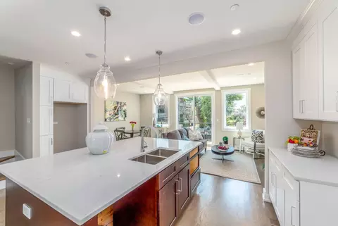 Kitchen - 349 E 43rd St, Chicago, IL 60653 photo 1 of 4