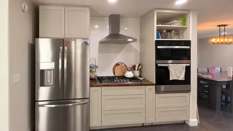Kitchen - 924 W Main St, Salem, IL 62881 photo 3 of 3