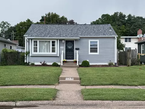 2652 Whitewood Ave, Davenport, IA 52802