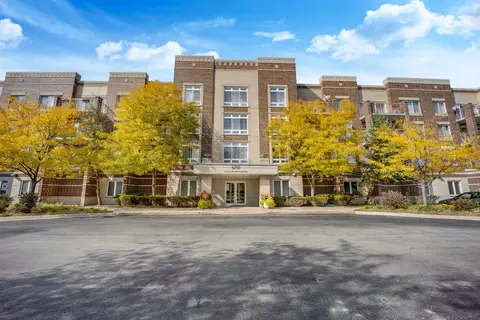 6759 W Forest Preserve Ave #306, Chicago, IL 60634