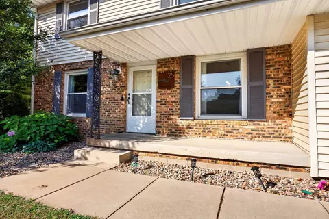 Exterior - 125 S Orr Dr, Normal, IL 61761 photo 2 of 8