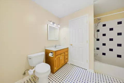 Bath - 6612 Western Ave, Willowbrook, IL 60527 photo 6 of 6