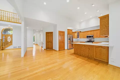Entry Way - 6612 Western Ave, Willowbrook, IL 60527 photo 1 of 2