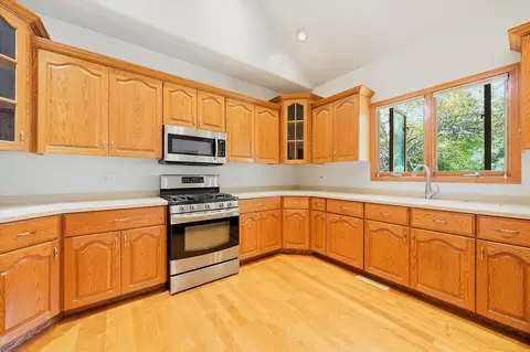 Kitchen - 6612 Western Ave, Willowbrook, IL 60527 photo 1 of 2