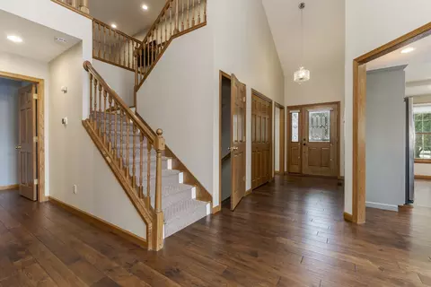 Entry Way - 2 Spruce Ct, Bloomington, IL 61704 photo 1 of 2