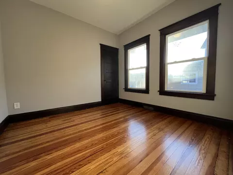 Bedroom - 693 E Bluff St, Marseilles, IL 61341 photo 1 of 2