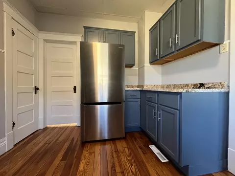 Kitchen - 693 E Bluff St, Marseilles, IL 61341 photo 2 of 2