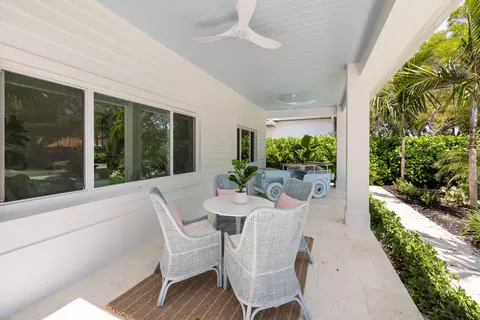 Exterior - 757 Broad Ct S, Naples, FL 34102 photo 3 of 13