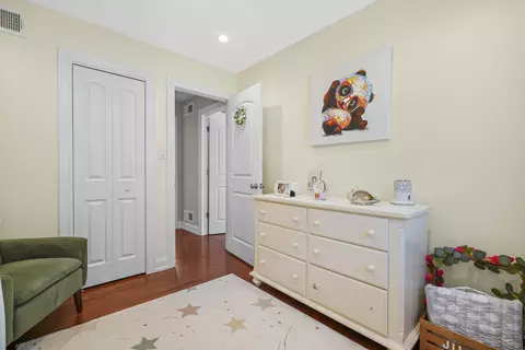 Other - 421 Vassar Ln, Des Plaines, IL 60016 photo 7 of 8
