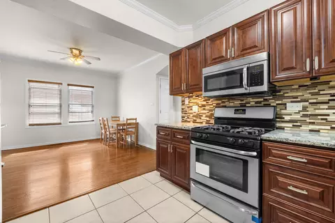 Kitchen - 2001 S 19th Ave, Broadview, IL 60155 photo 3 of 3