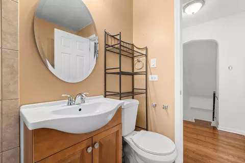 Bath - 2001 S 19th Ave, Broadview, IL 60155 photo 4 of 4