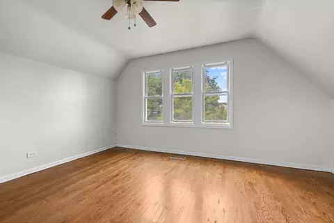 Bedroom - 2001 S 19th Ave, Broadview, IL 60155 photo 4 of 6
