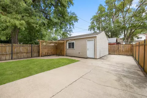 Exterior - 2001 S 19th Ave, Broadview, IL 60155 photo 7 of 11