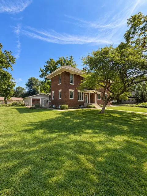 Exterior - 202 E 1st St, Homer, IL 61849 photo 2 of 6