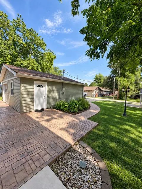 Exterior - 202 E 1st St, Homer, IL 61849 photo 4 of 6