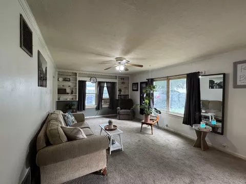 Living - 17708 Clark St, Union, IL 60180 photo 2 of 2