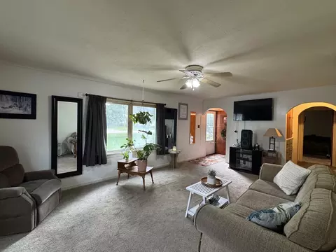 Living - 17708 Clark St, Union, IL 60180 photo 1 of 2